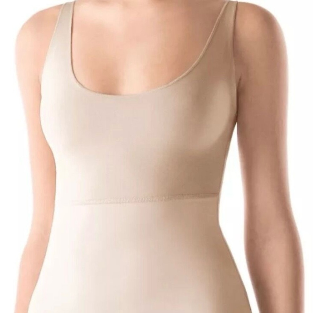 SPANX Hide & Seek Cami Scoop Neck Tank in Nude/Beige XL